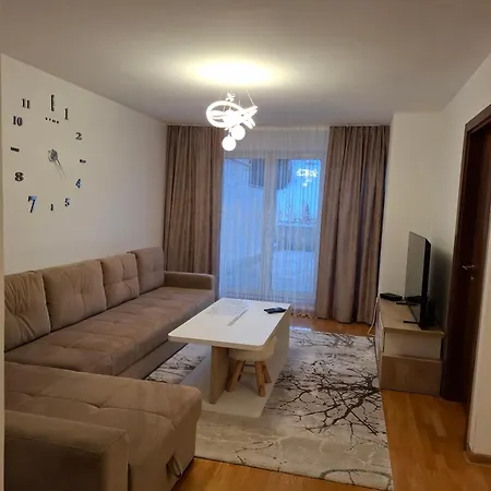 Apartment Pjano *
